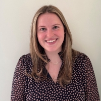 Headshot of Katherine Willis 