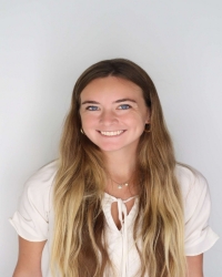 Headshot of Kit Schroder